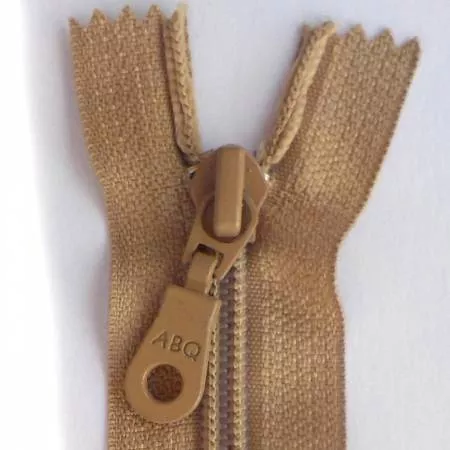 22in Zipper Natural Closed Bottom