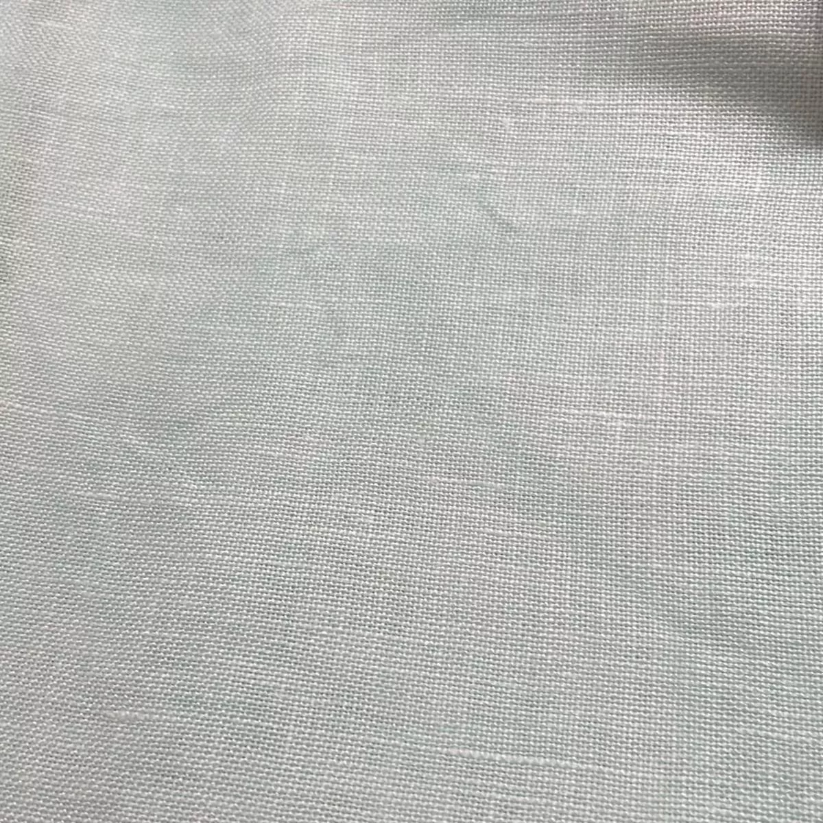 32 count Frostbite Linen