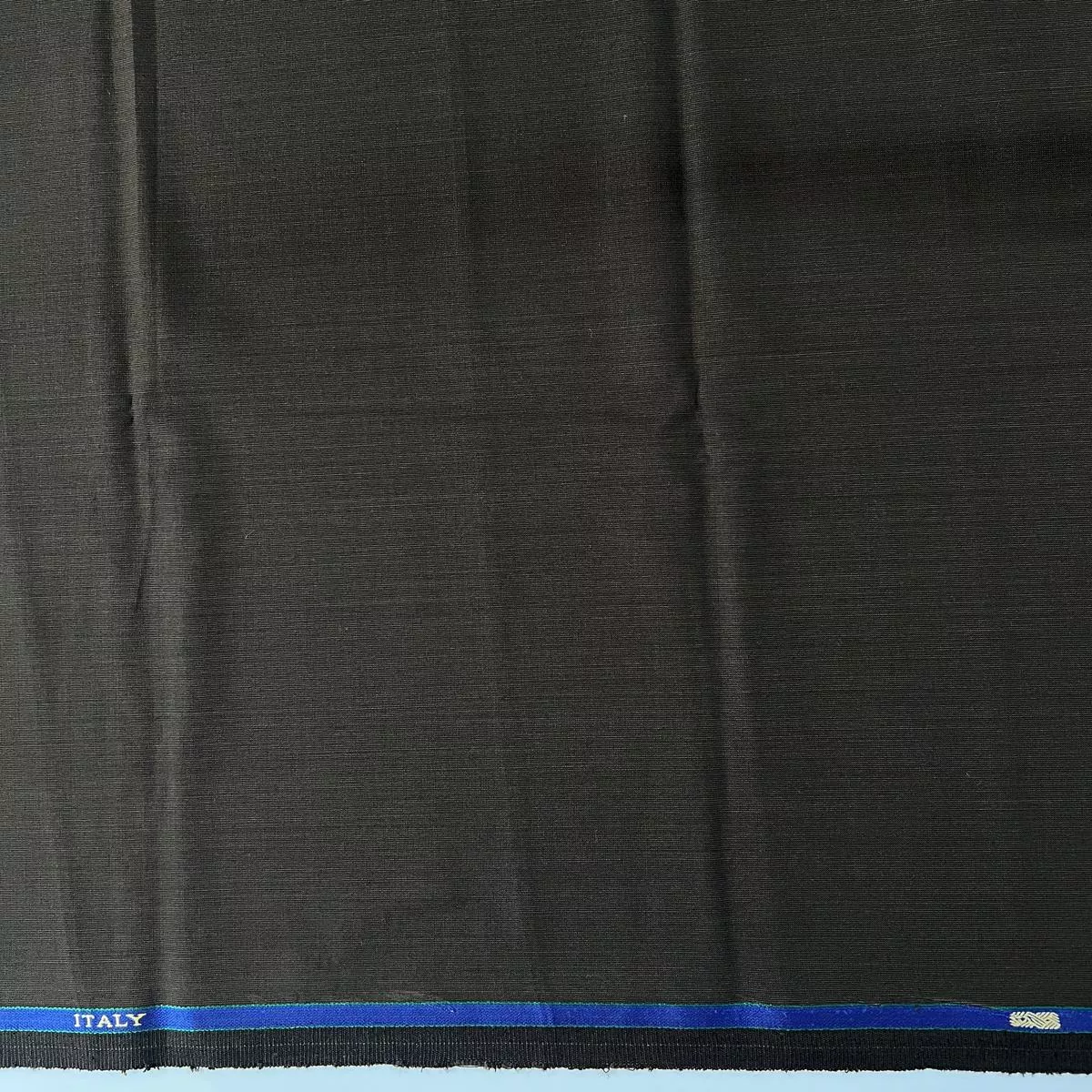 60CM SUITING FABRICS – END BIT 62 (FLAT RATE)