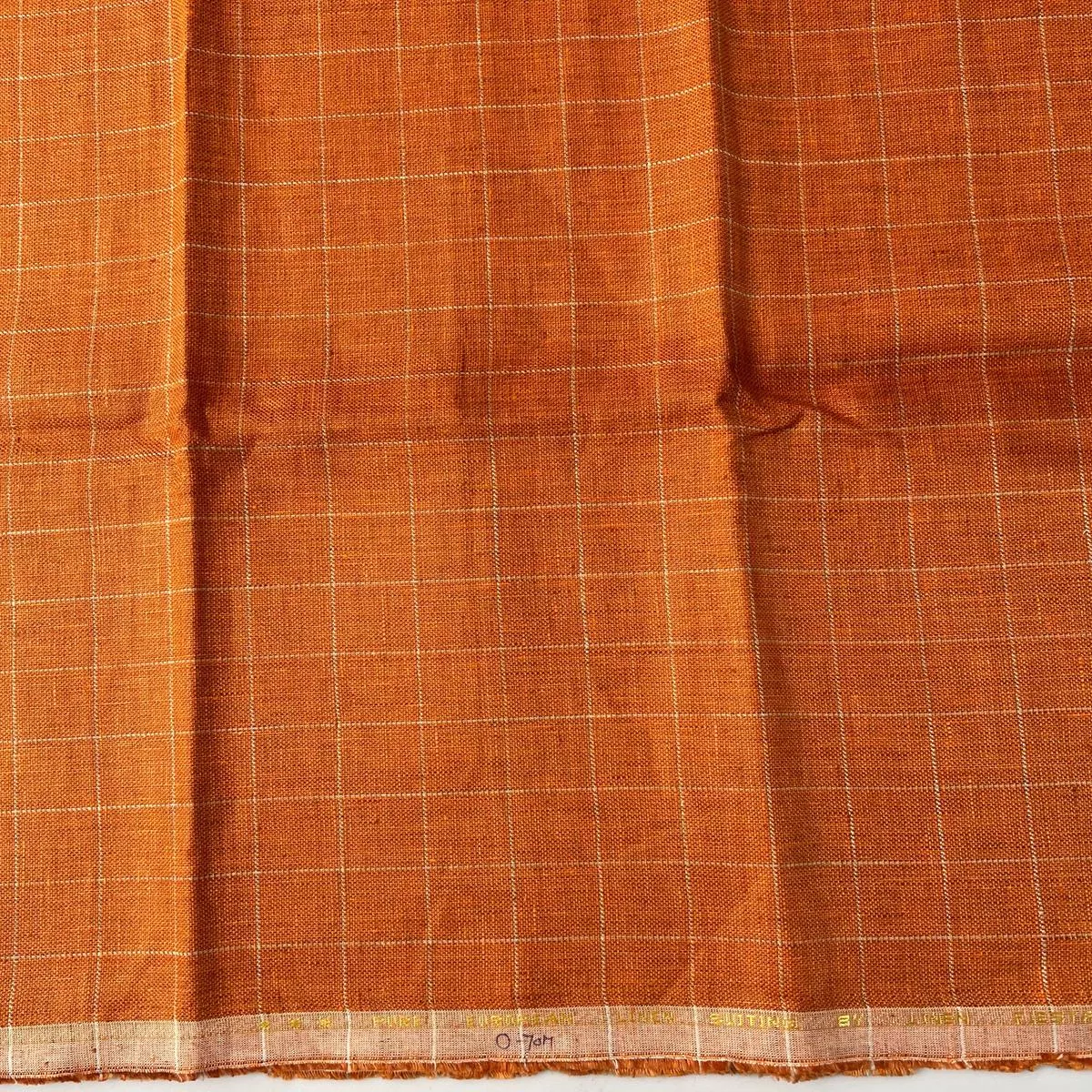 70CM SUITING FABRIC – END BIT 83 (FLAT RATE)