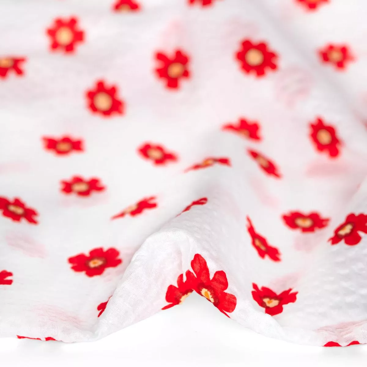 bloom-print-crinkle-cotton-white-crimson Bloom Print Crinkle Cotton – White/Crimson