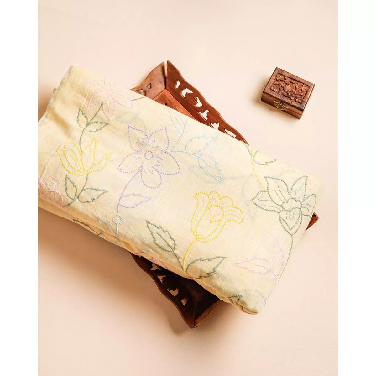 cotton-slub-embroidered-fabric COTTON SLUB EMBROIDERED FABRIC