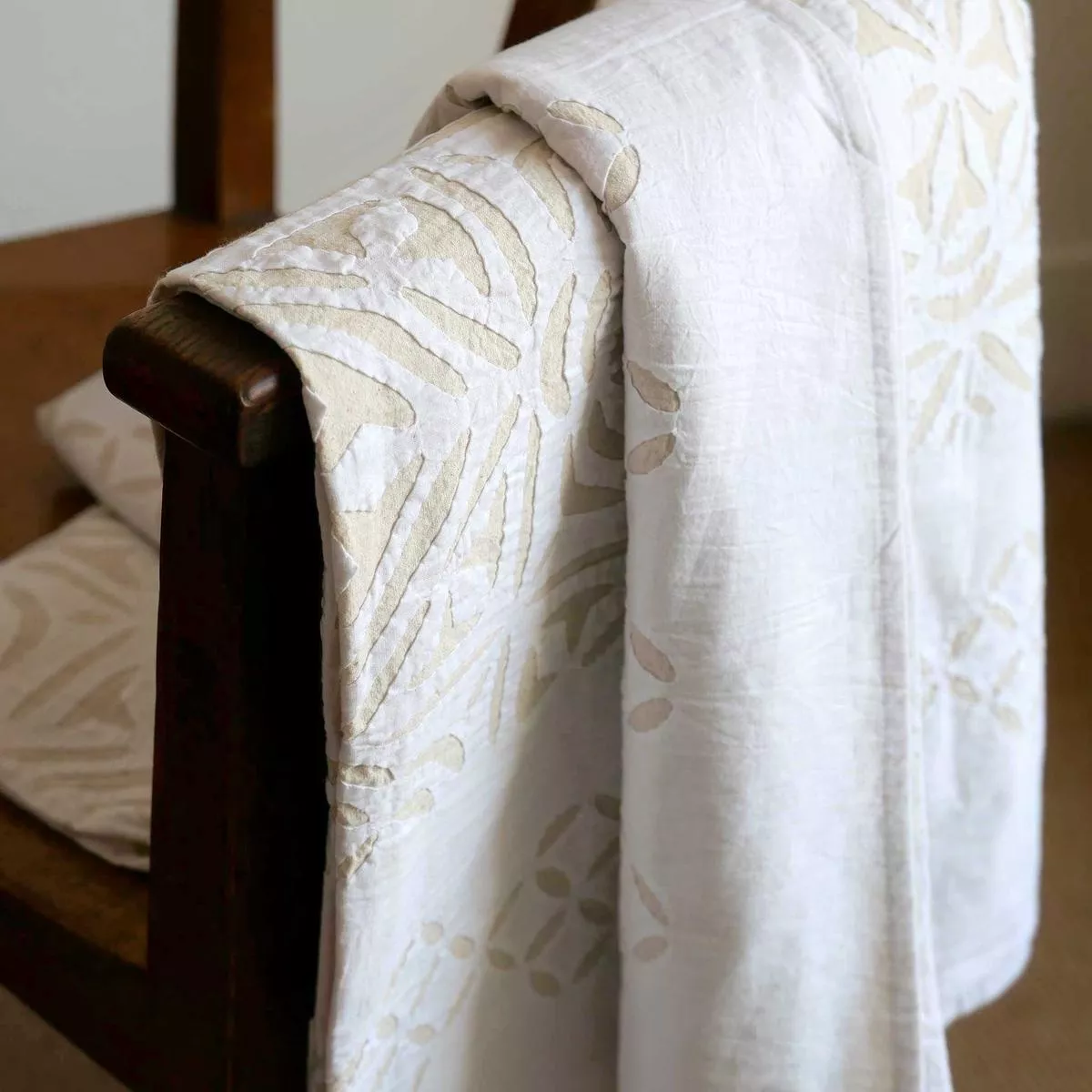cut-out-blanket-tile Cut Out Blanket – Tile