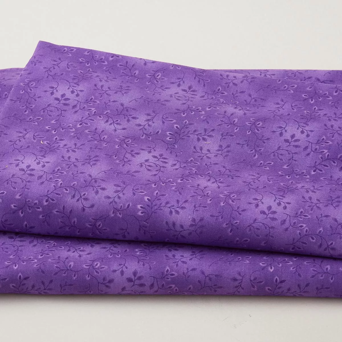 folio-basics-tiny-leaves-light-violet-5-yard-cut Folio Basics – Tiny Leaves Light Violet 5 Yard Cut