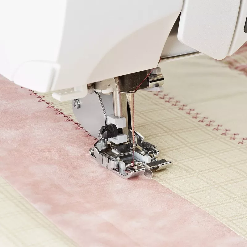 husqvarna-viking-changeable-decorative-guide-foot HUSQVARNA VIKING Changeable Decorative Guide Foot