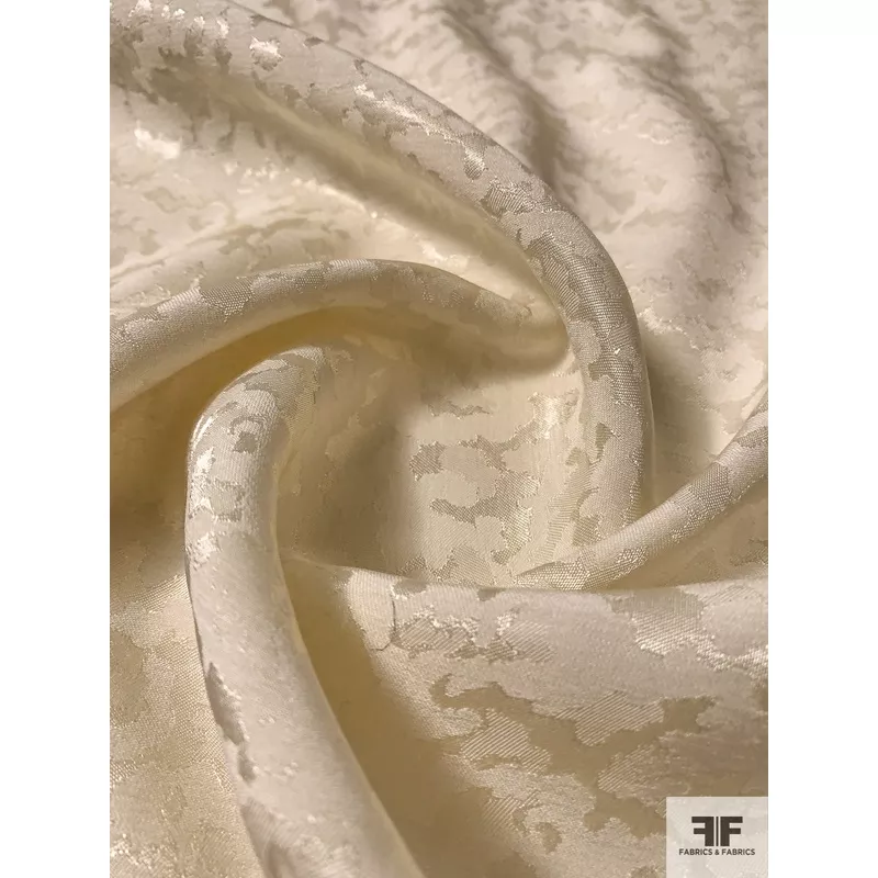 Italian Abstract Drapey Jacquard – Ivory