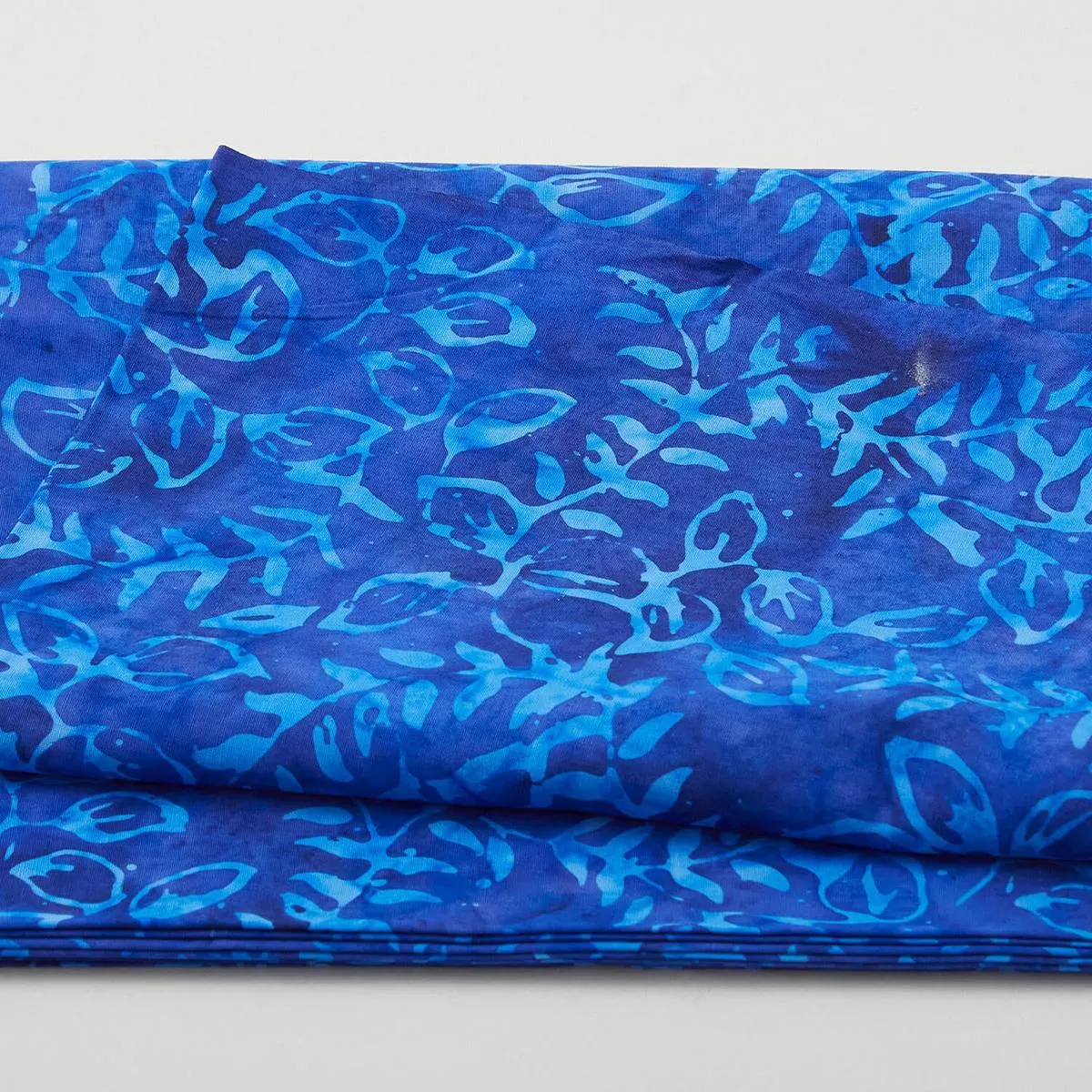 Java Batiks – Lapis Lagoon Blue 2 Yard Cut