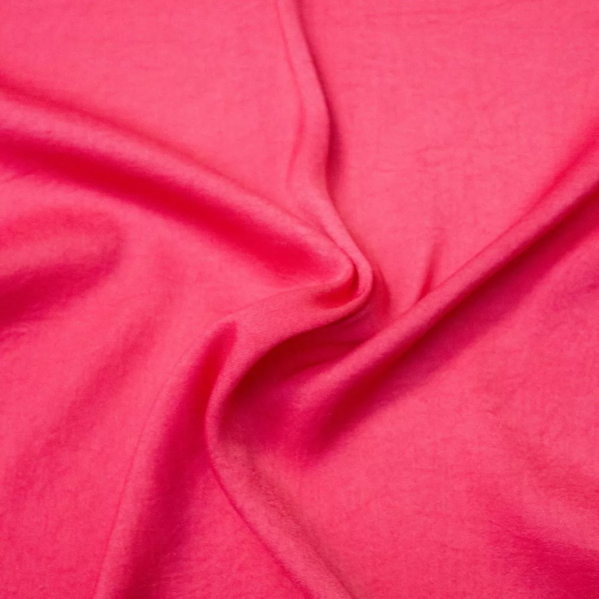 maaik-pink-fluid-polyester-fabric Maaik Pink Fluid Polyester Fabric