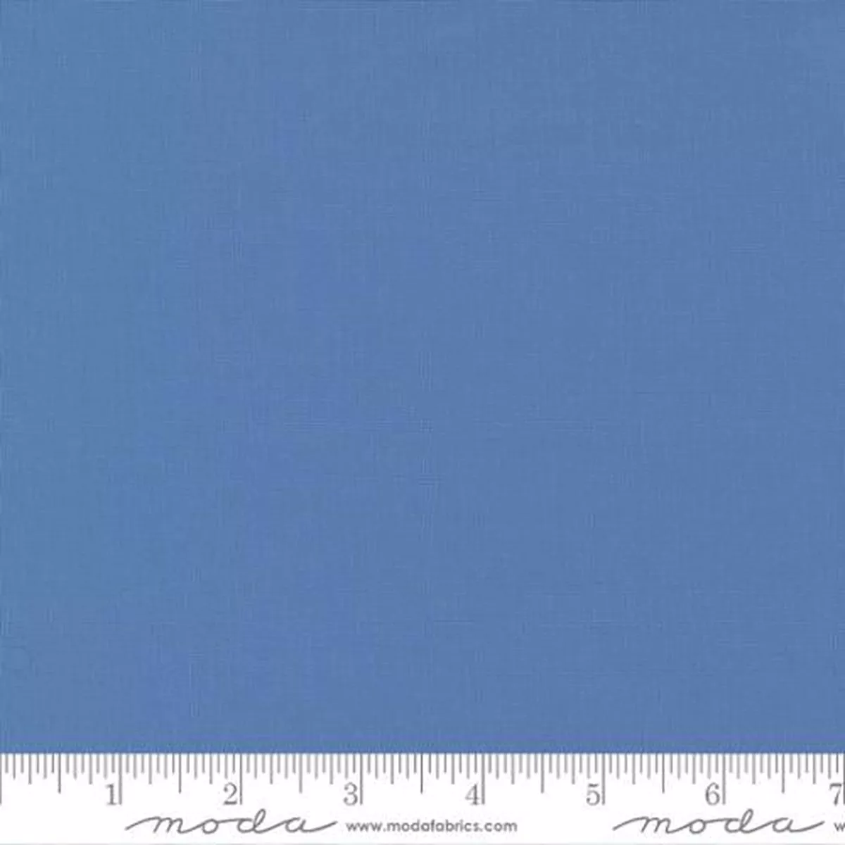 Moda Bella Solids in Bettys Blue – 9900 122