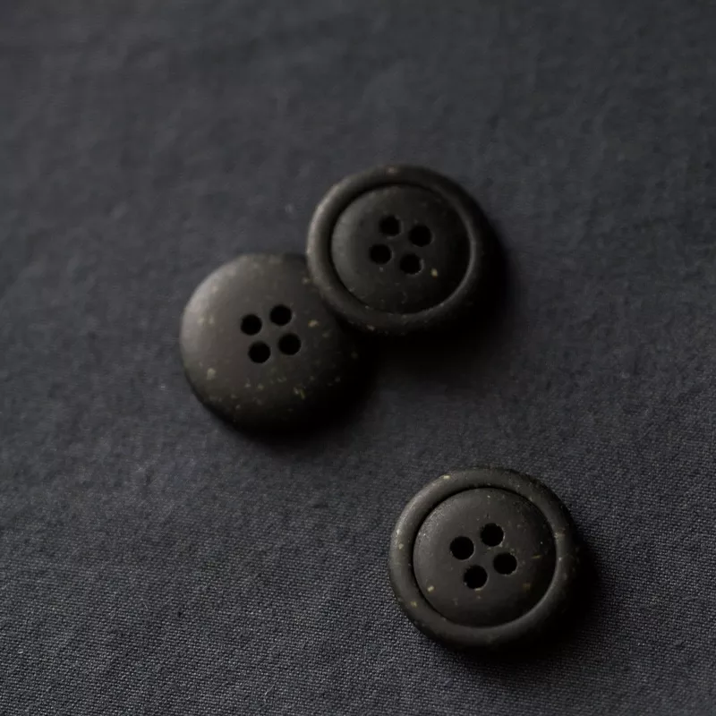 recycled-resin-buttons-20mm-nero Recycled Resin Buttons / 20mm / Nero