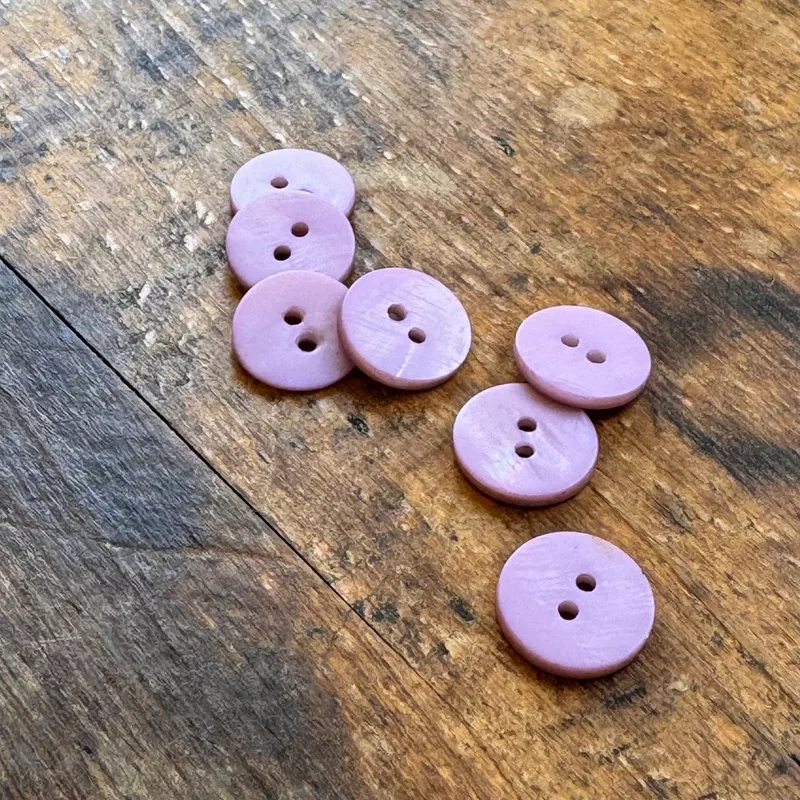 river-shell-15mm-buttons-lilac River Shell 15mm buttons – Lilac
