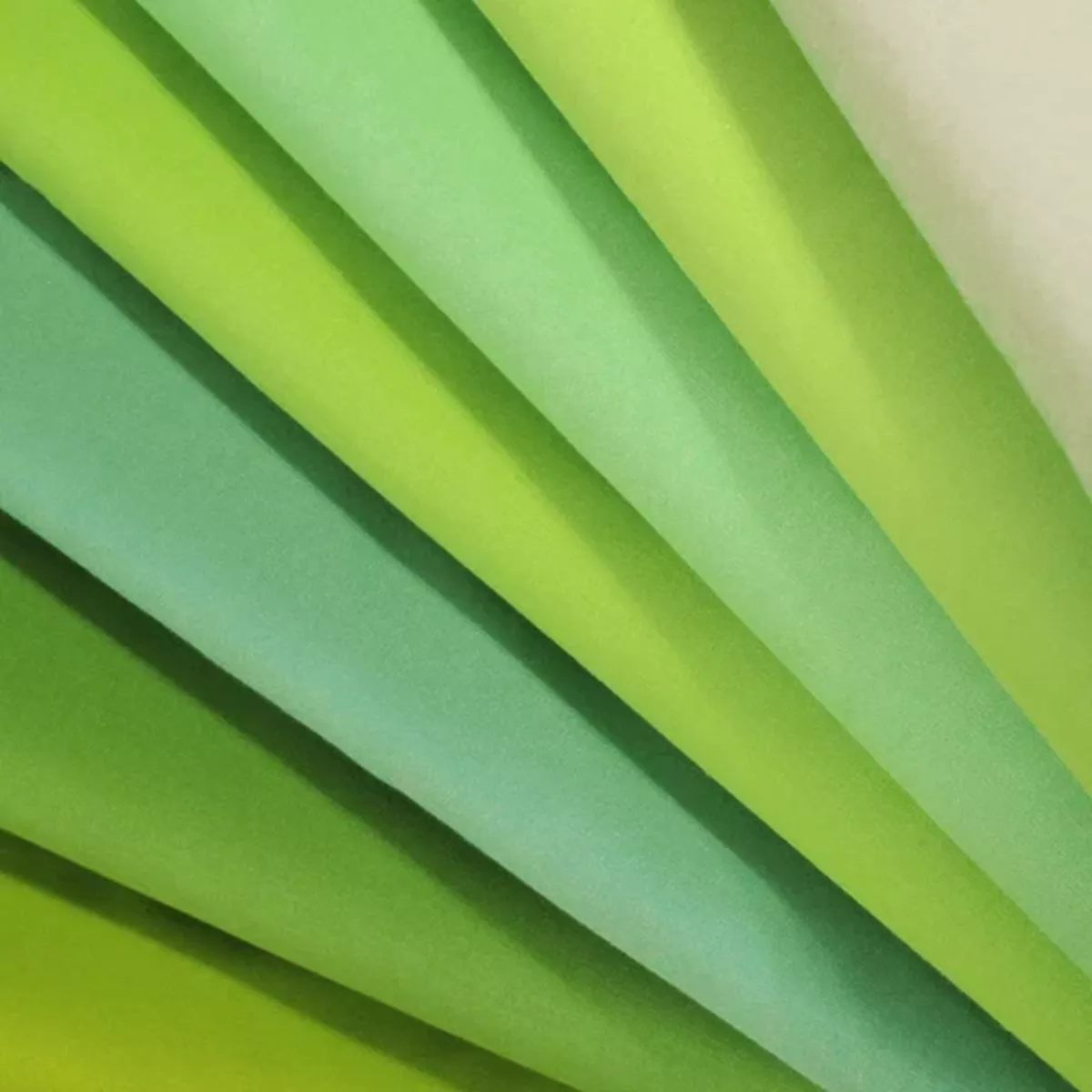 ROBERT KAUFMAN “KONA COTTON SOLID” Green #3 by the 1/2 yard