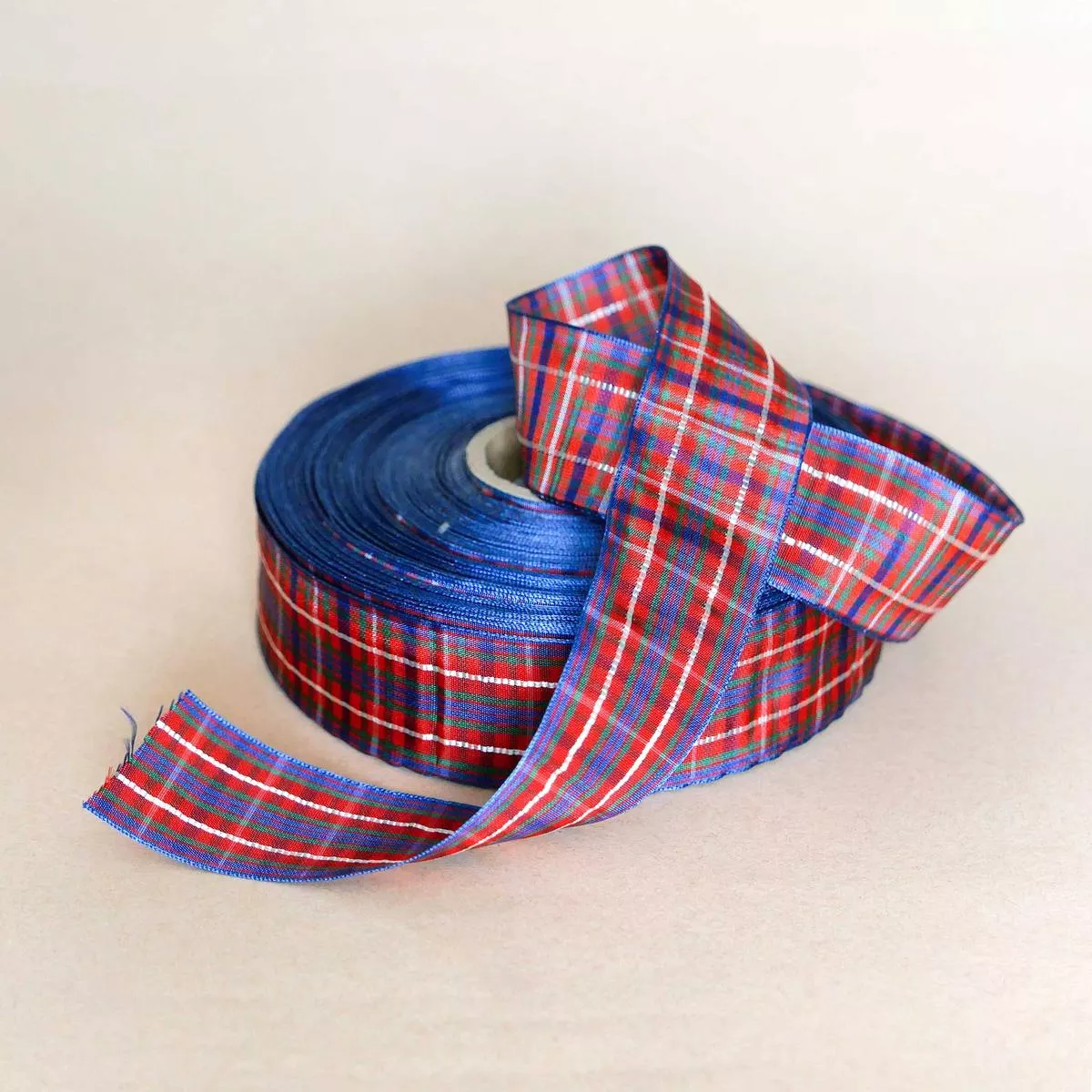 Rosa Tartan Ribbon