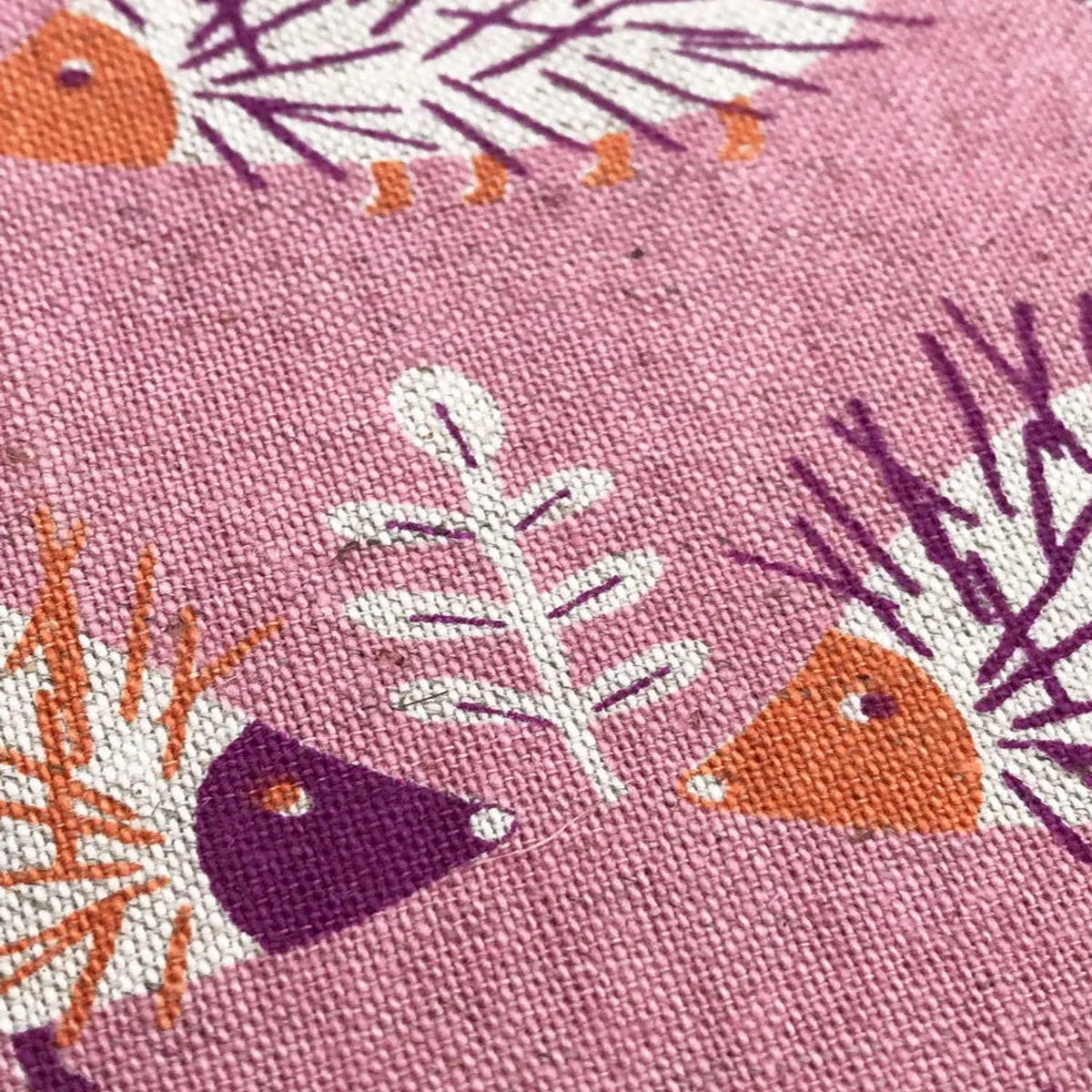 sevenberry-linen-hedgehogs-pink Sevenberry – Linen Hedgehogs – Pink