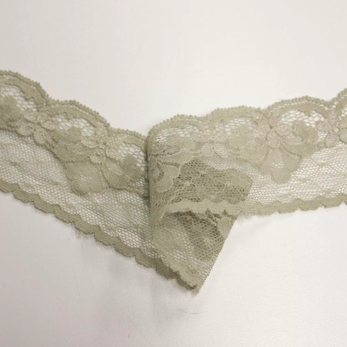 Taupe Floral Polyester Lace Trim 4,5cm