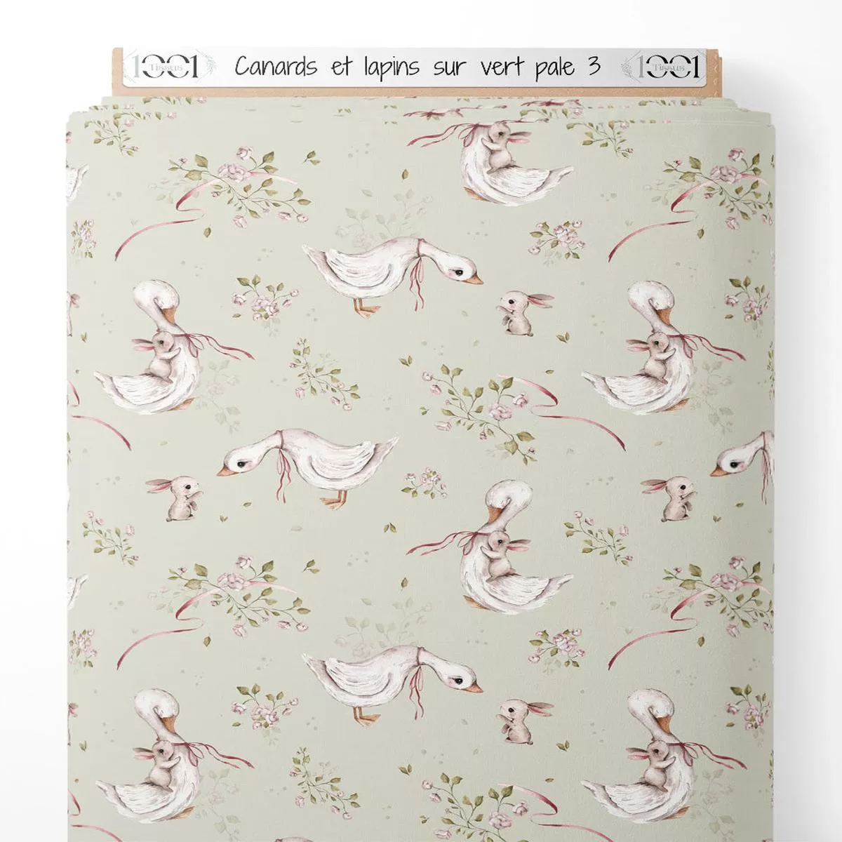 tissu-canards-et-lapins-sur-vert-ple-3 Tissu – Canards et lapins sur vert ple 3