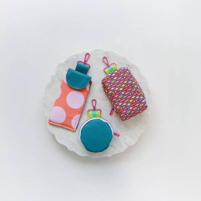 tula-pink-purse-hardware-tula-clip-on-paper-pattern-lst307-pattern Tula Pink Purse Hardware Tula Clip-On Paper Pattern LST307 Pattern