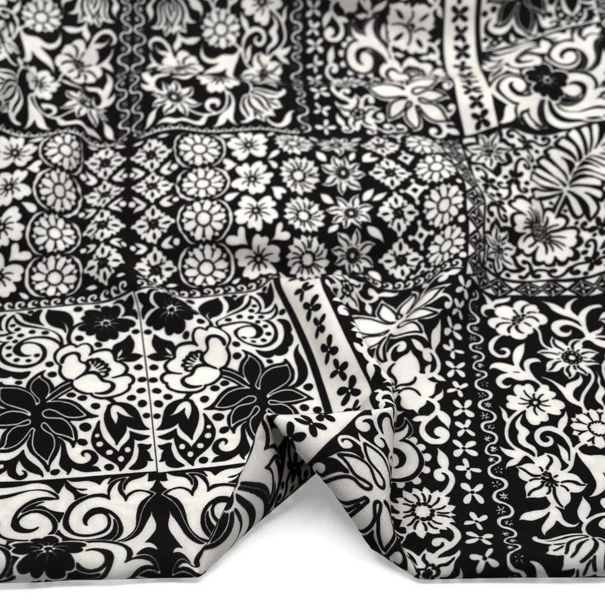 tuscan-tiles-printed-viscose-challis-black-white Tuscan Tiles Printed Viscose Challis – Black/White