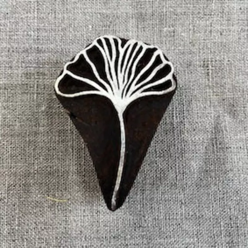 Wood block – Gingko leaf lines small
